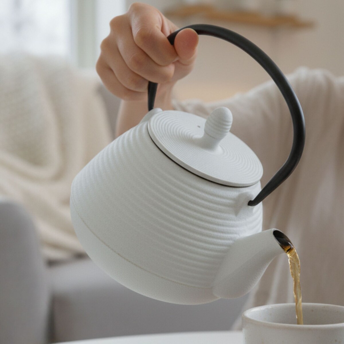 Czajnik żeliwny z zaparzaczem YUKI, 1000 ml