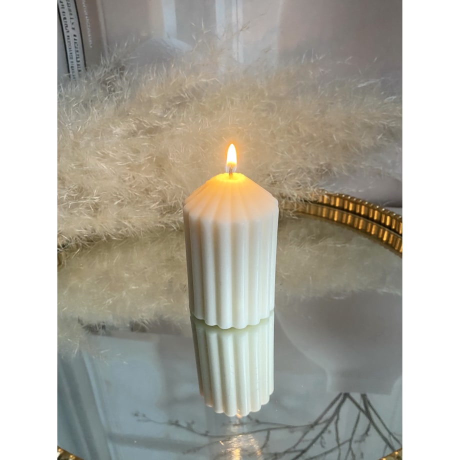 Świeca ekologiczna sojowa dekoracyjna "Grace" 80x50mm biała
