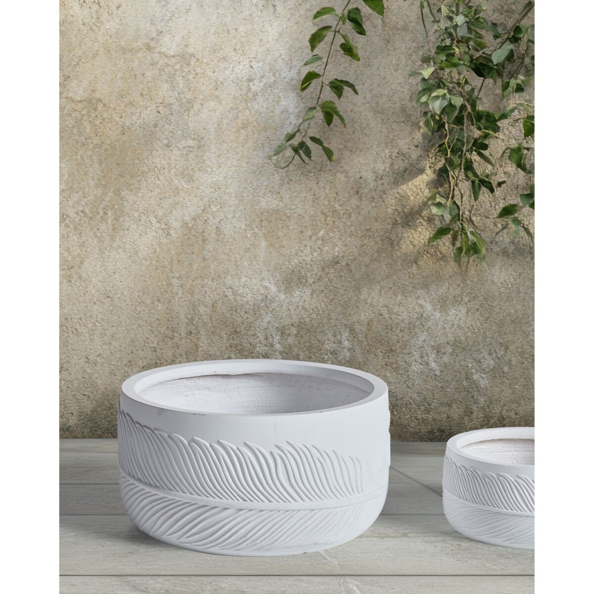 Doniczka okrągła 43 x 43 x 23 cm złamana biel FTERO