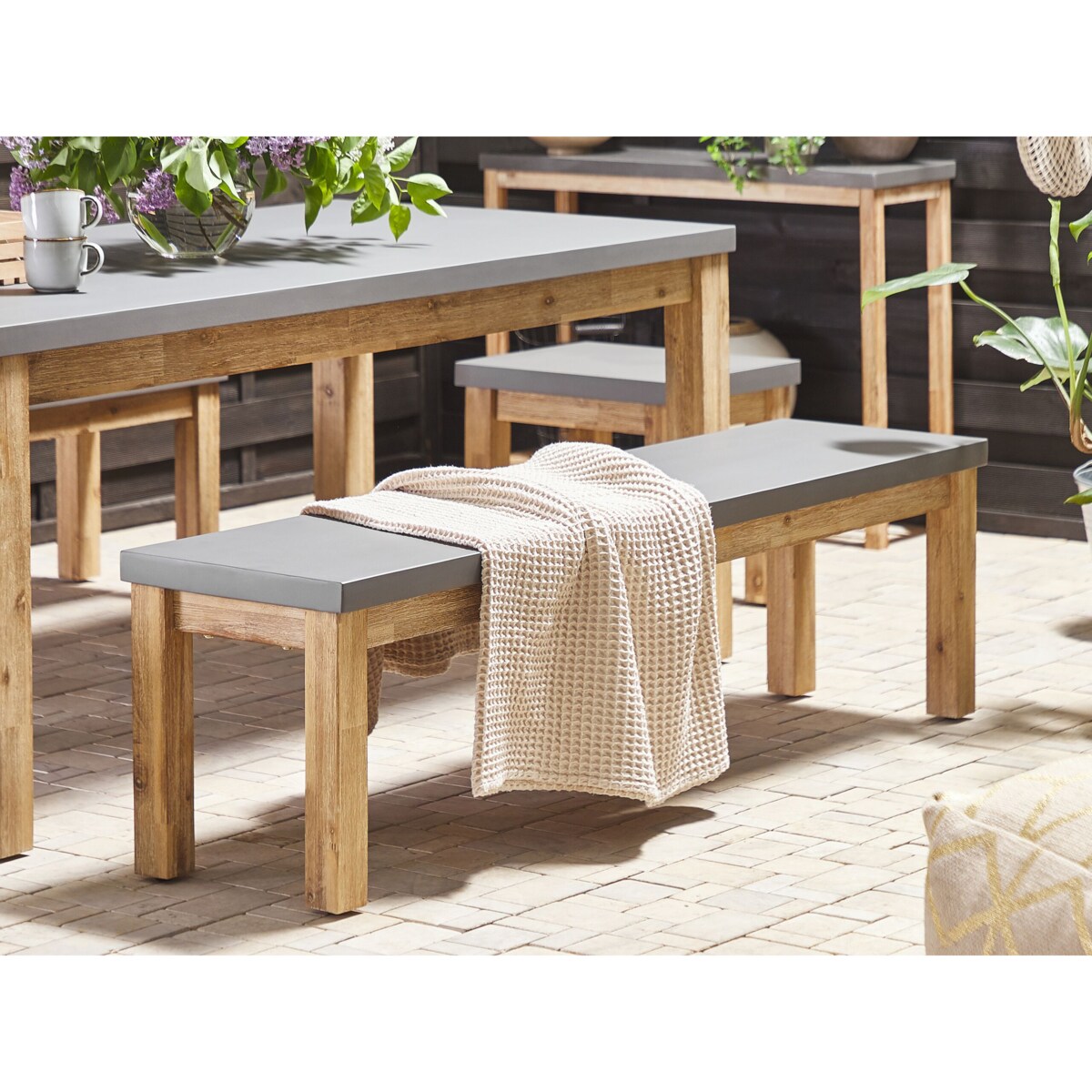Zestaw ogrodowy stół 2 ławki i 2 stołki szary OSTUNI