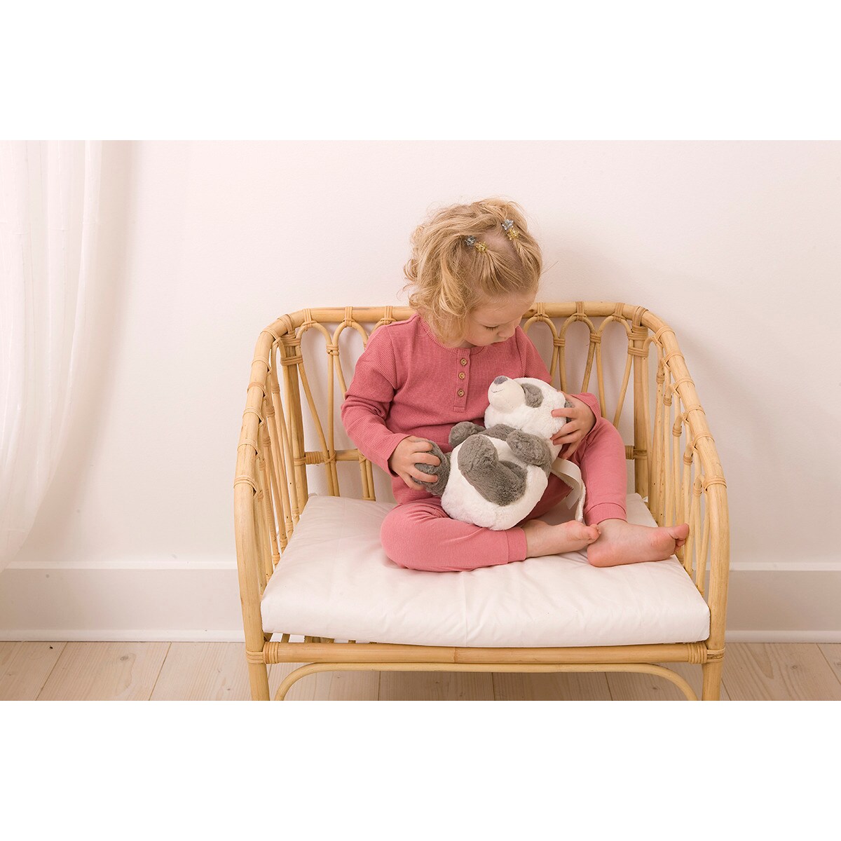 Szumiąca panda z pozytywką - Cloud b® Peaceful Panda™