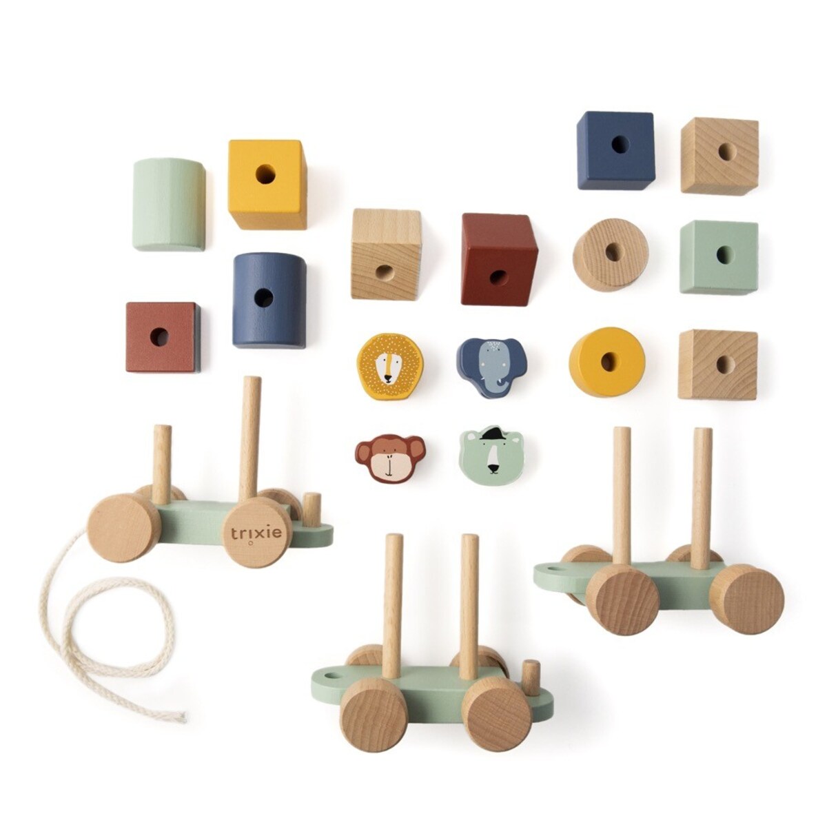 Drewniany pociąg ze zwierzętami