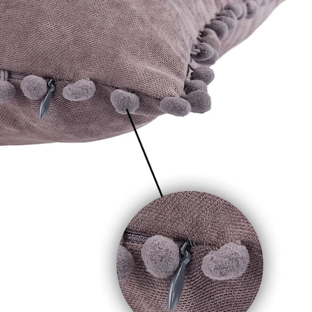 Poszewka dekoracyjna 45x45 szara, z pomponami