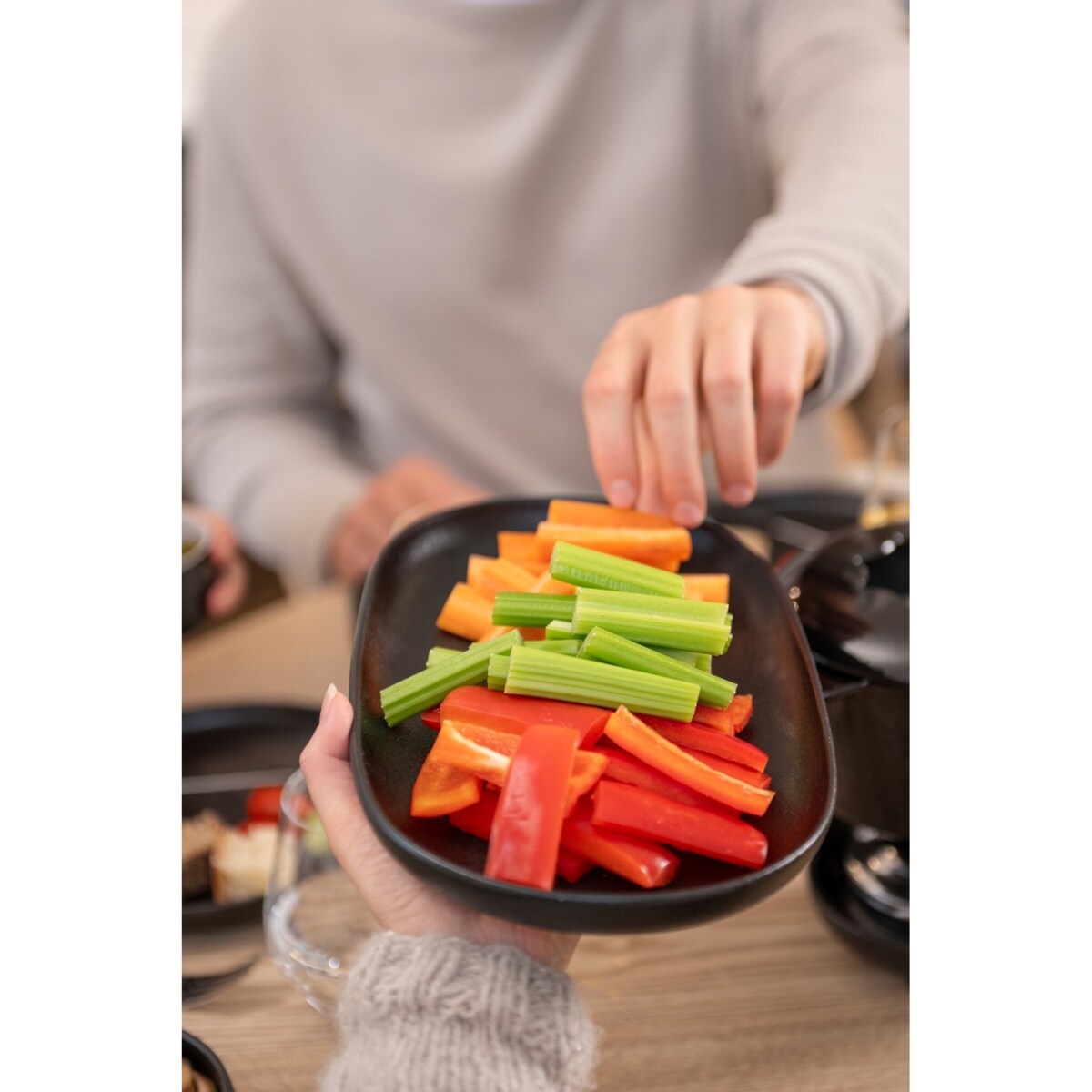 Owalne talerze z wyższym rantem, 32,5 cm, ROBUSTE