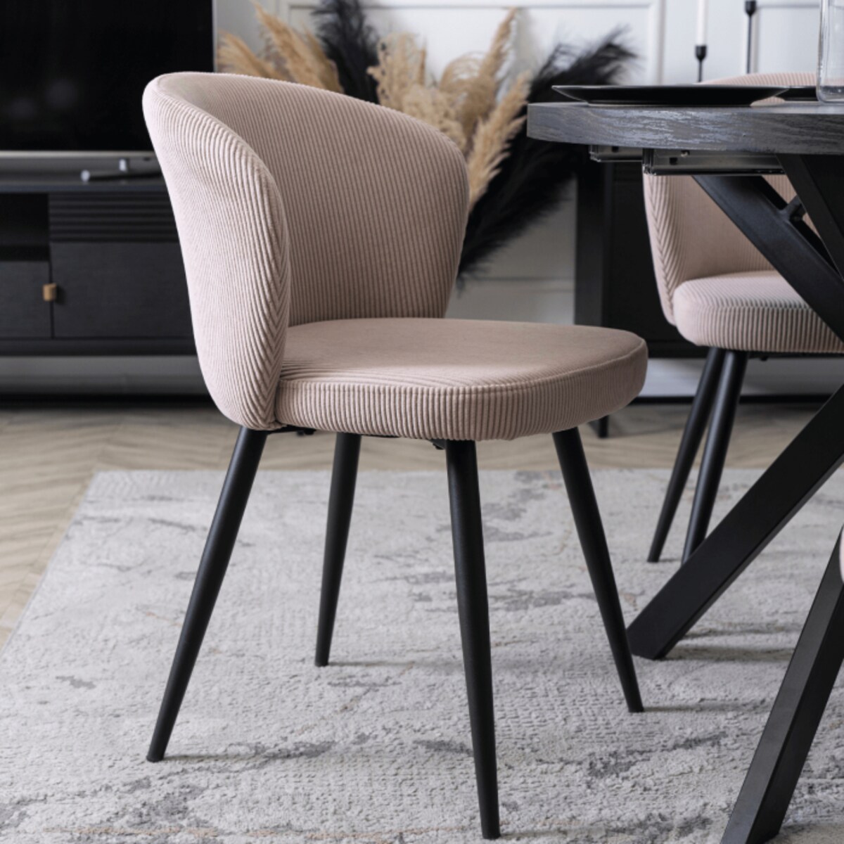 Krzesło Tapicerowane HAILEY Pudrowy Róż Do Jadalni Sztruks