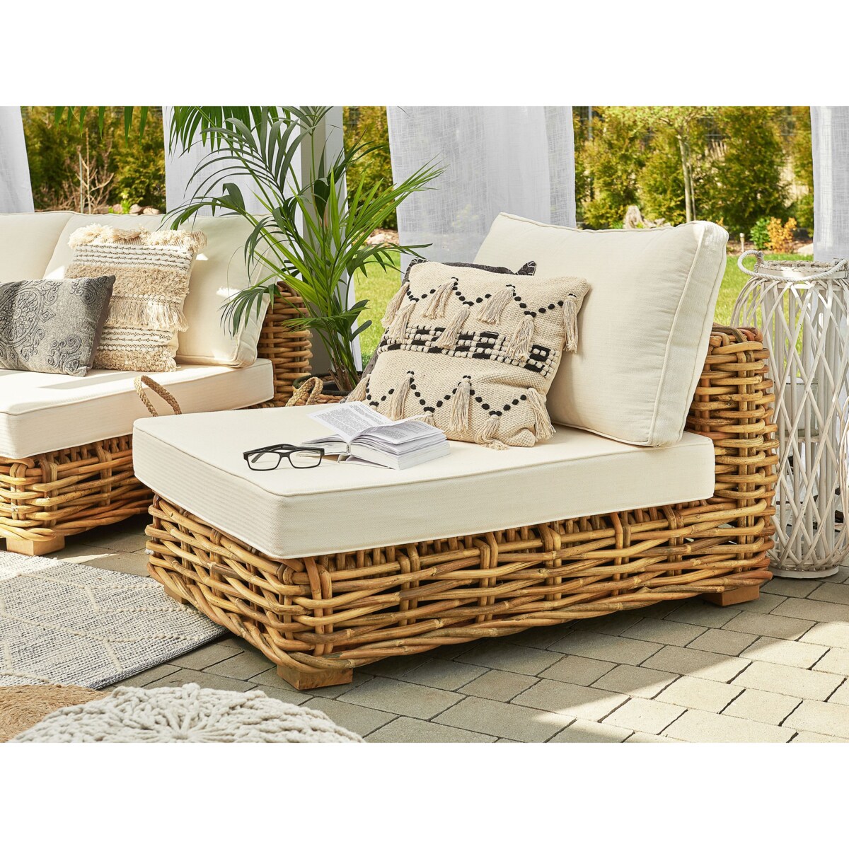 Zestaw ogrodowy ze stolikiem dla 4 osób VARALLO Prawostronny Naturalny Rattan Modułowy
