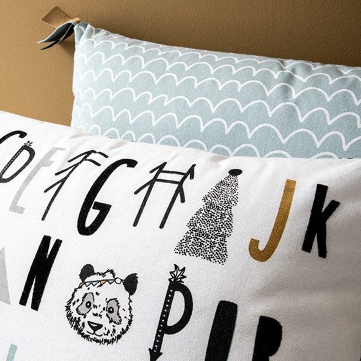 Poduszka dla dziecka THE FOREST z napisem, TODAY