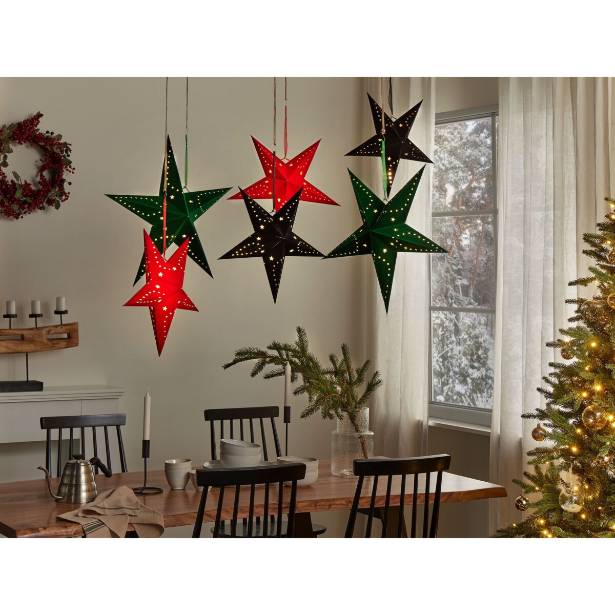 Zestaw 2 dekoracji wiszących LED MOTTI Gwiazda 60 cm Szmaragdowy