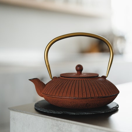 Dzbanek żeliwny Linhai 1.1L czerwony