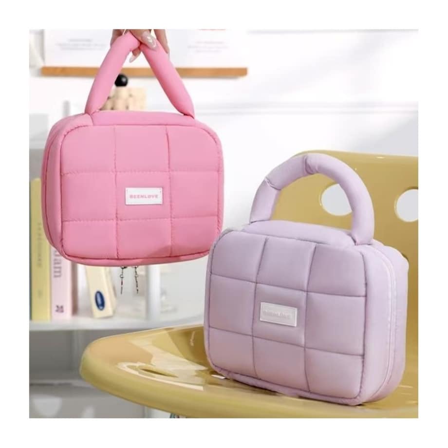 Kosmetyczka damska pikowana kuferek z rączką 21 x 17 x 8cm KS139R