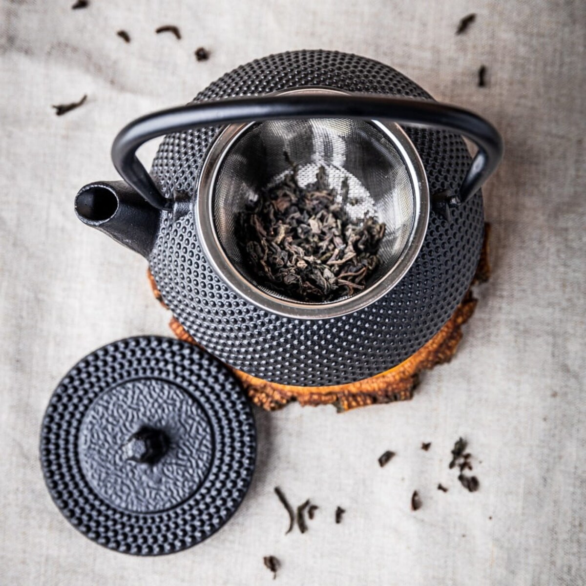 Czajniczek żeliwny Zaparzacz do herbaty ziół 0.3L KINGHOFF