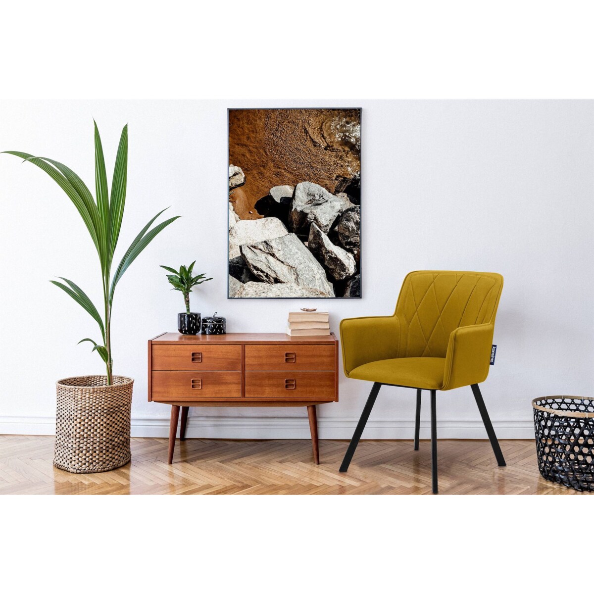 KONSIMO PYRUS welurowe krzesło żółte