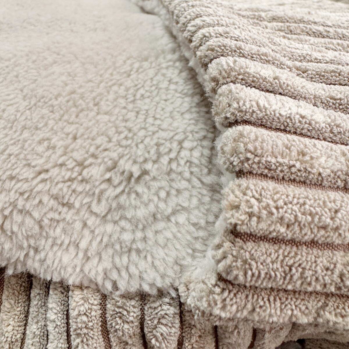 Legowisko z kapturem VIGO, 90 cm, Beż