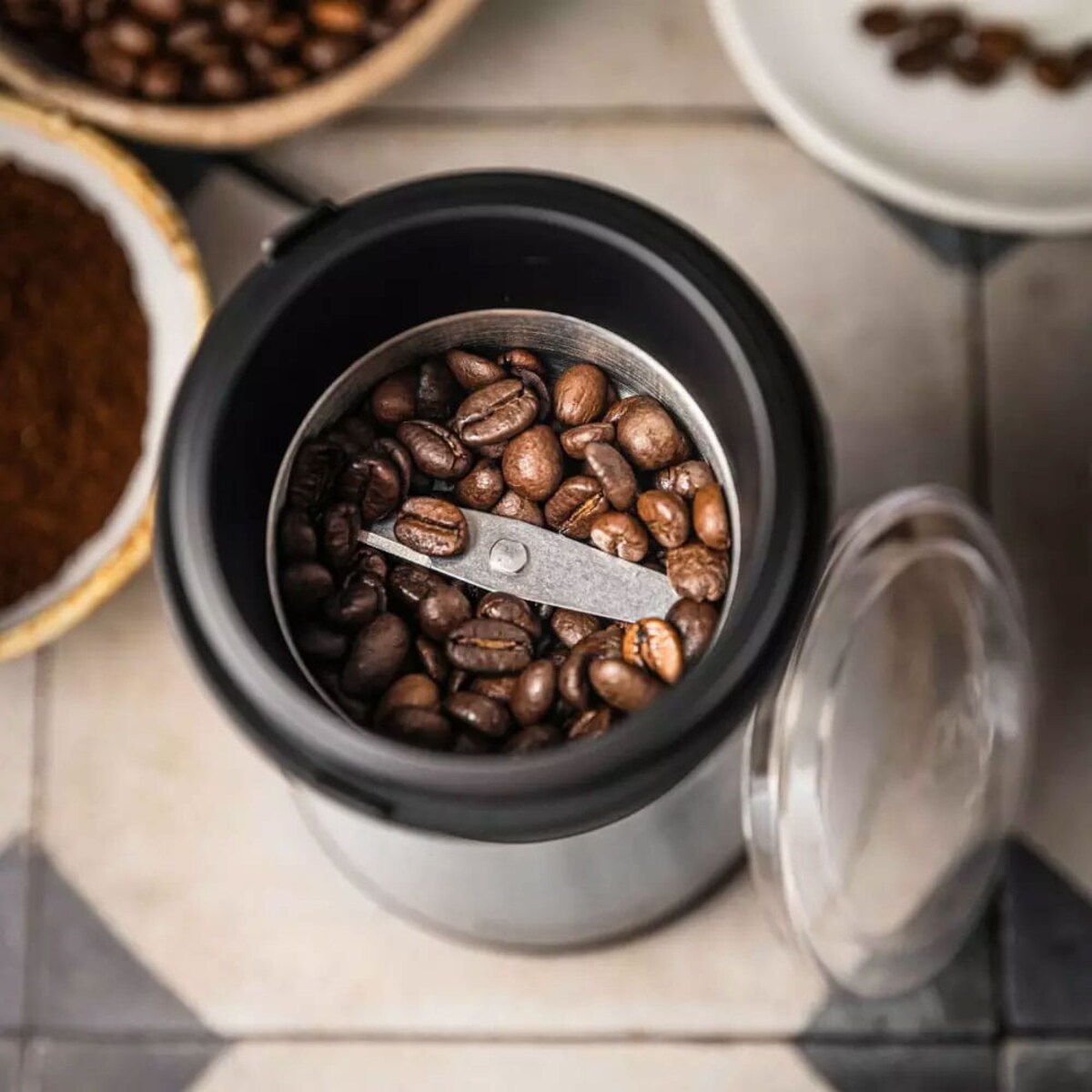 Młynek elektryczny do kawy srebrny KLAUSBERG