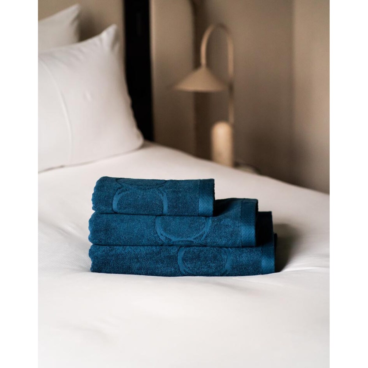 Ręcznik kąpielowy 160 x 100 cm (morski) Monogram Opus OFFICINE Monogram