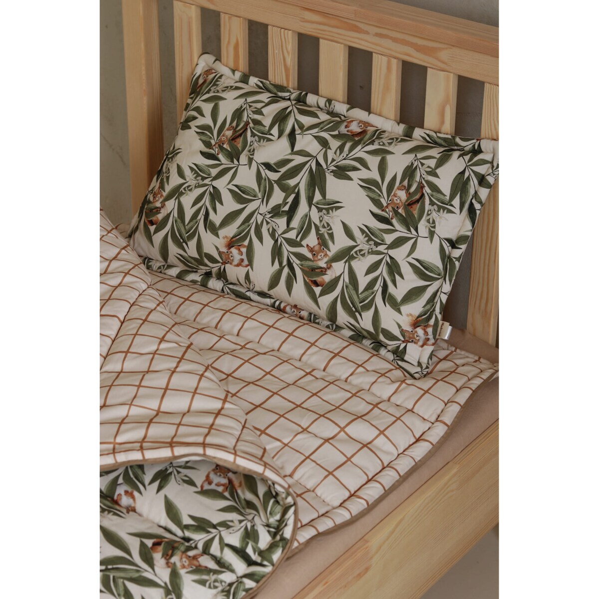 Śpiwór z poduszką woodland