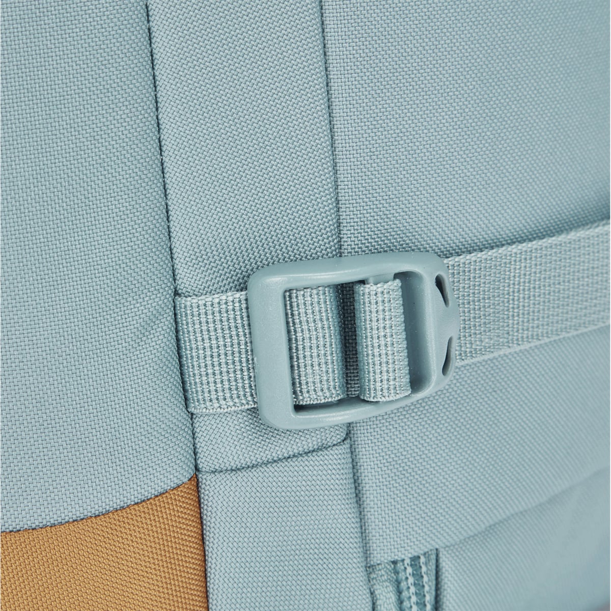 Plecak kabinowy antykradzieżowy Pacsafe Go 34 l - czarny