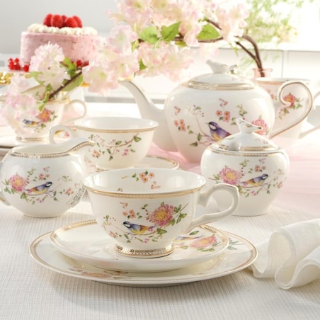 VILLA ITALIA Serwis do herbaty na 6 osób porcelanowy Zestaw prezentowy BEL FIORE