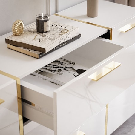 Komoda z szufladami ONYX na złotych nóżkach wysoki połysk 158 cm, biała, uchwyty złote