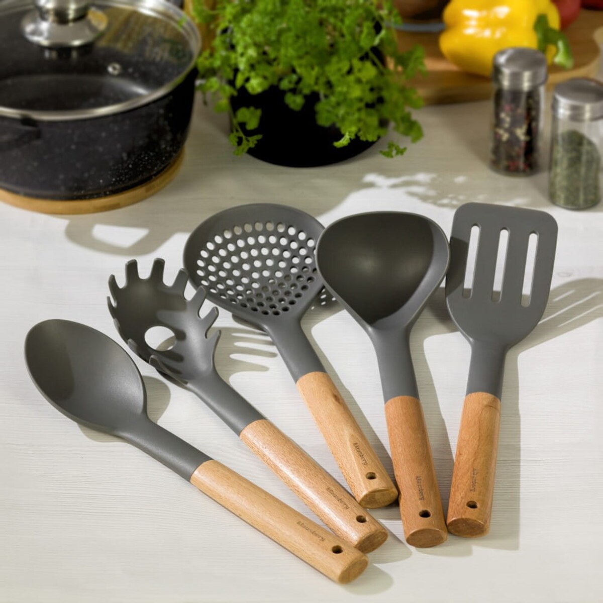 Zestaw 5 przyborów kuchennych z drewna i nylonu KLAUSBERG