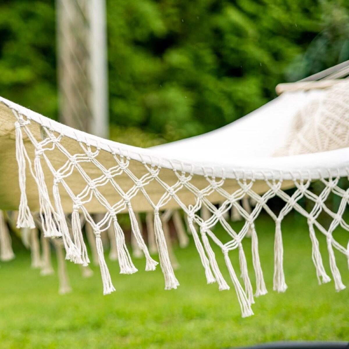 Hamak ogrodowy w stylu Boho kremowy