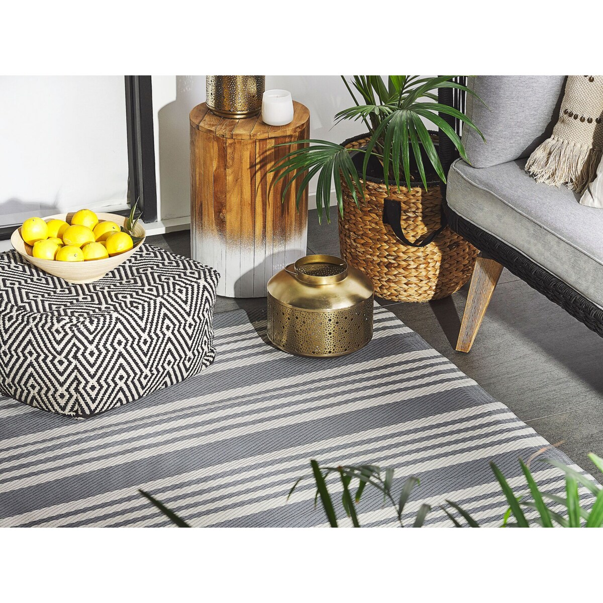 Dywan zewnętrzny 120 x 180 cm szary DELHI