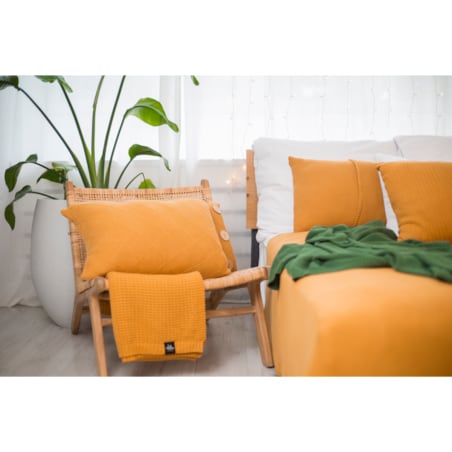 Poszewka klasyczna z przeszyciem musztardowa, 40 x 60 cm, La Manta