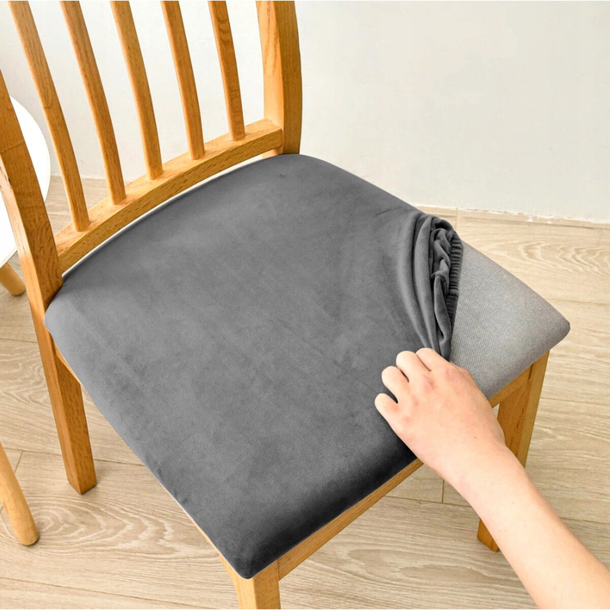 POKROWIEC NA SIEDZISKO 50x50cm SZARY WELUR ELASTYCZNY [26M]