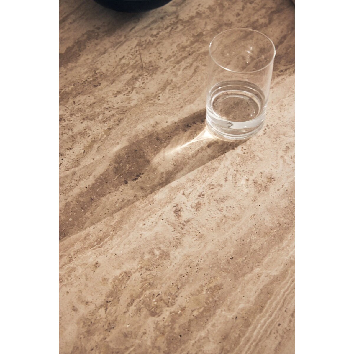 Owalny stół jadalniany 200x100 cm z trawertynu i drewna mango Norma