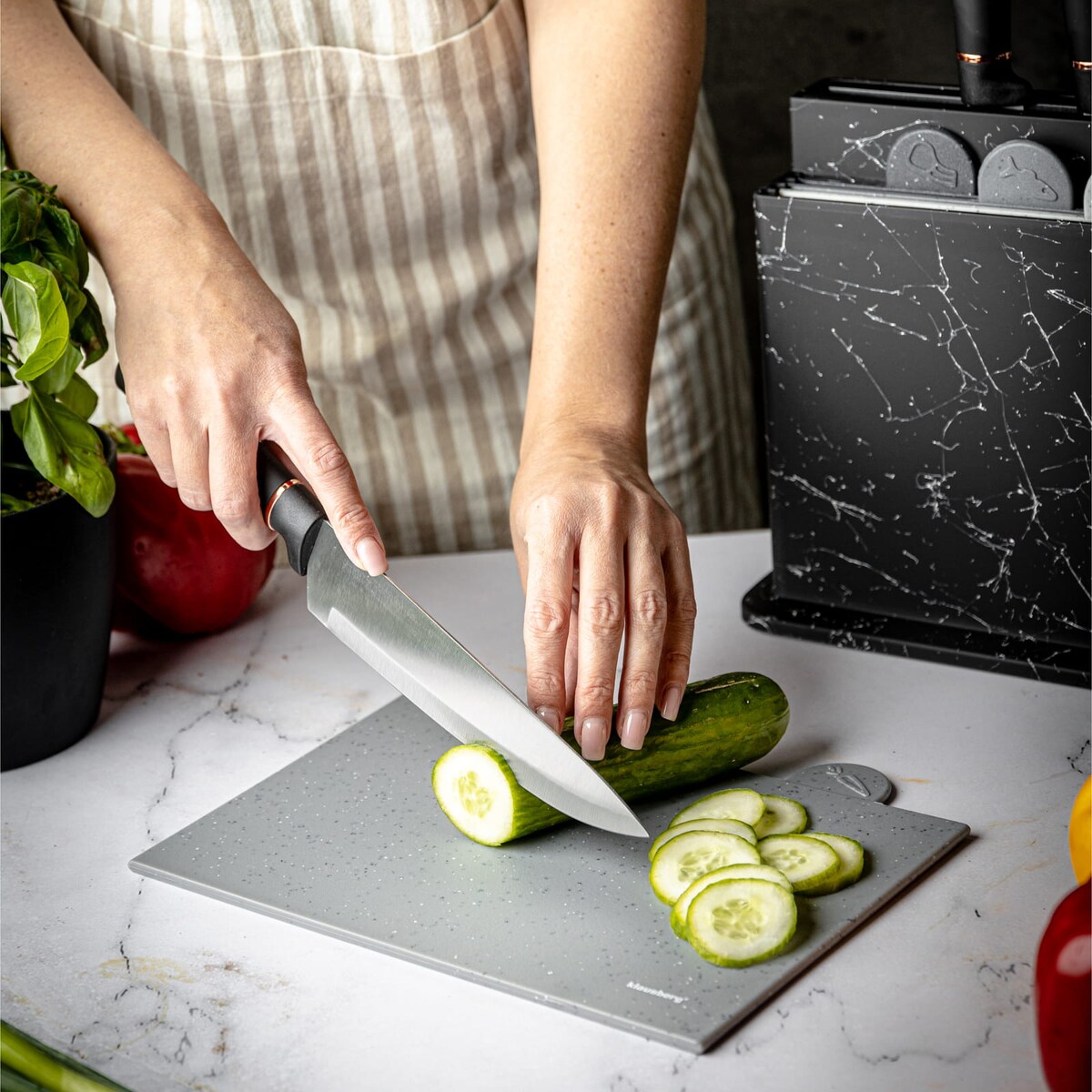 Zestaw noży kuchennych w bloku z deskami do krojenia noże KLAUSBERG