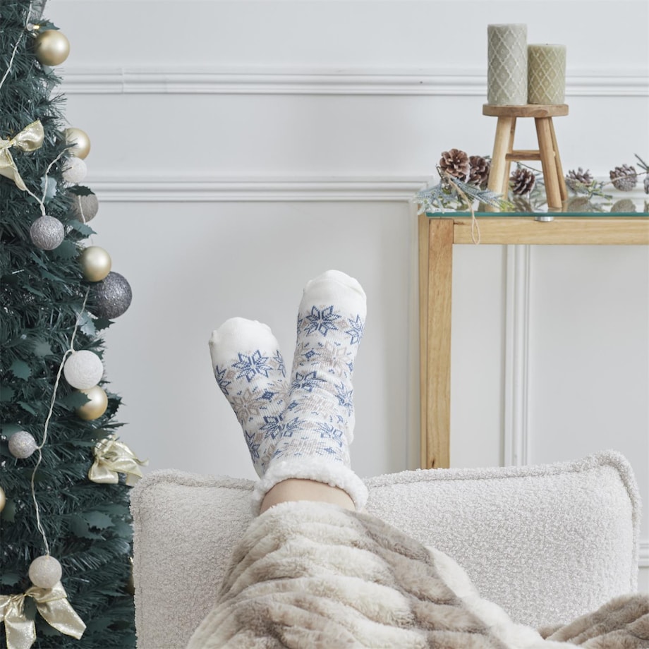 CIEPŁE SKARPETY beżowe Z MOTYWEM ŚNIEŻYNKI poliester