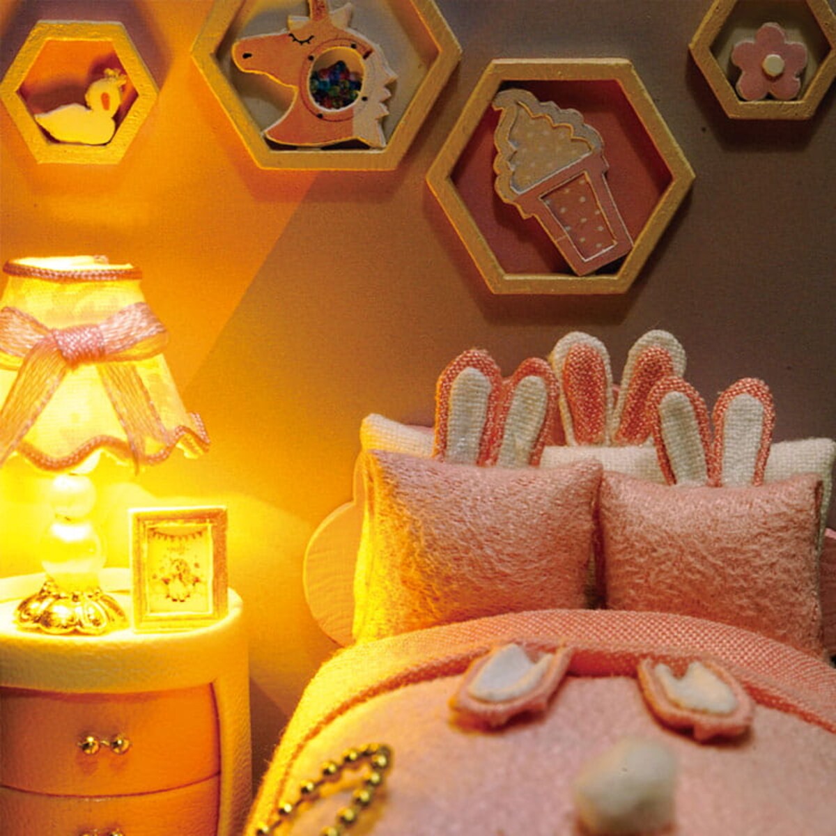 Miniaturowy domek - Radosny poranek