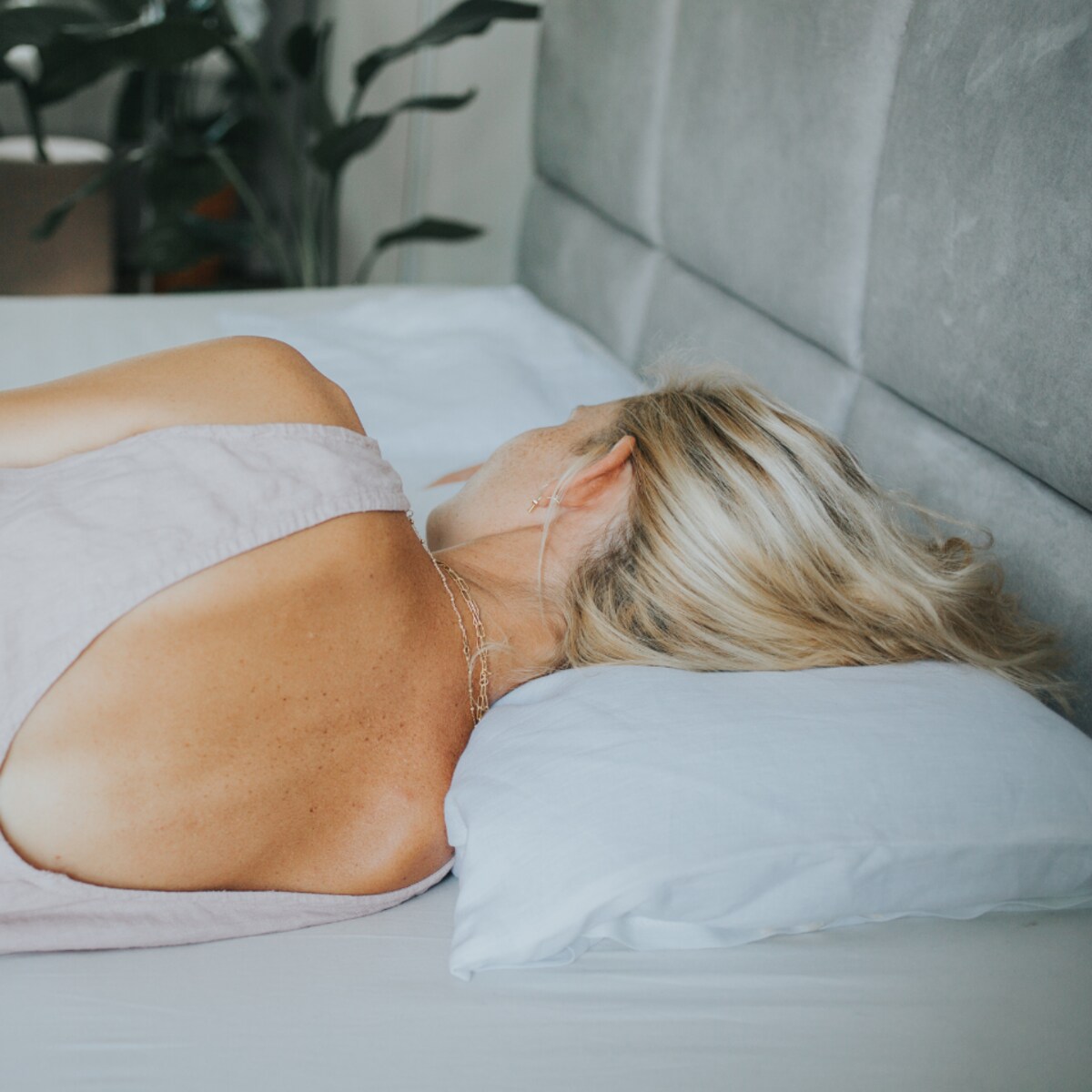 Poduszka z łuską prosa 40x40 cm