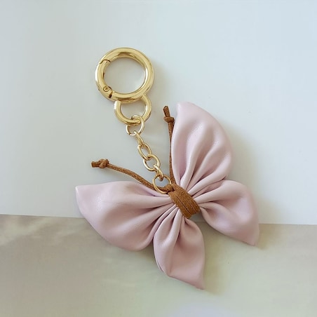 Brelok do kluczy skórzany MOTYL, KOKARDKA jasny fiolet BRL367FIO