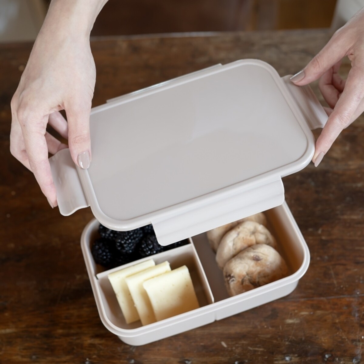 3 Sprouts Lunchbox Bento Taupe