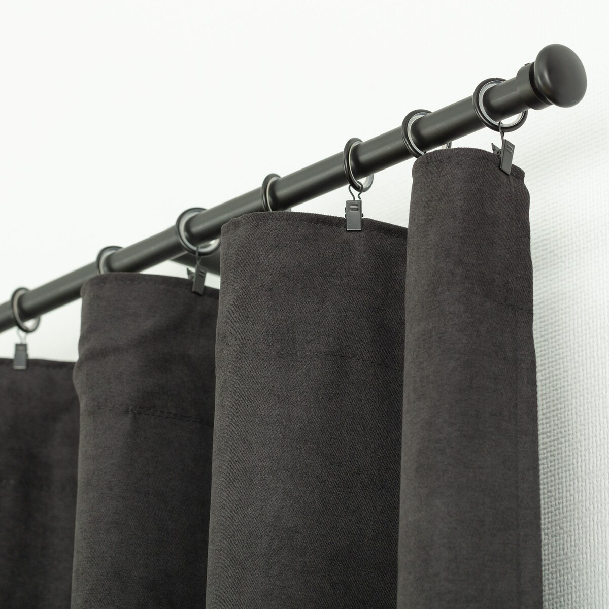 Zasłona BASIC na taśmie marszczącej 140x260cm czarny szenil 1 szt. 140x260 czarny