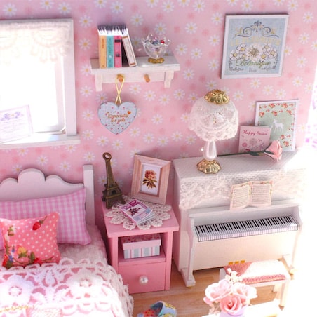 Miniaturowy domek - Pokój Lenki