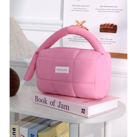 Kosmetyczka damska pikowana kuferek z rączką 18,5 x 12,5 x 13 cm KS140R