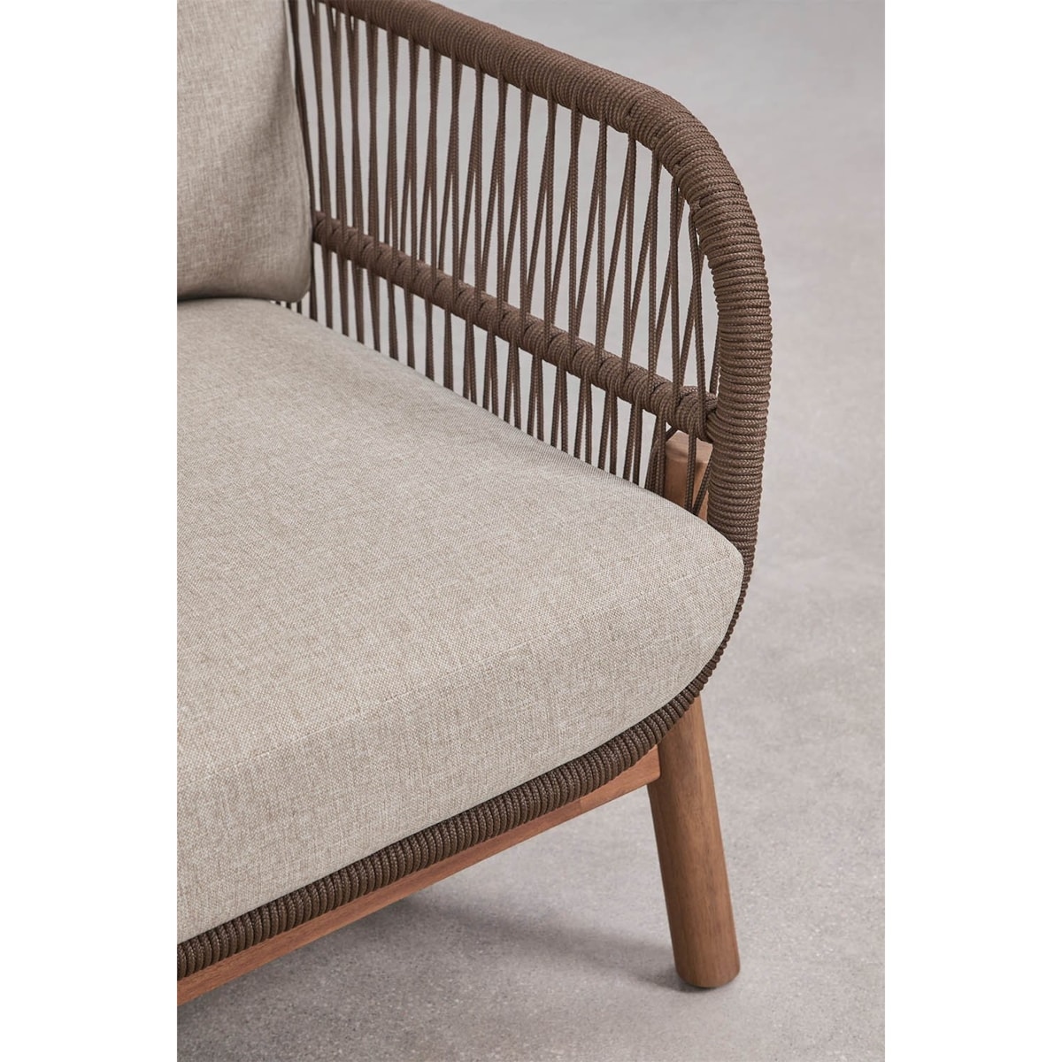 Zestaw ogrodowy: 3-osobowa sofa, 2 fotele, stolik kawowy, akacja i pleciona lina, Karvia