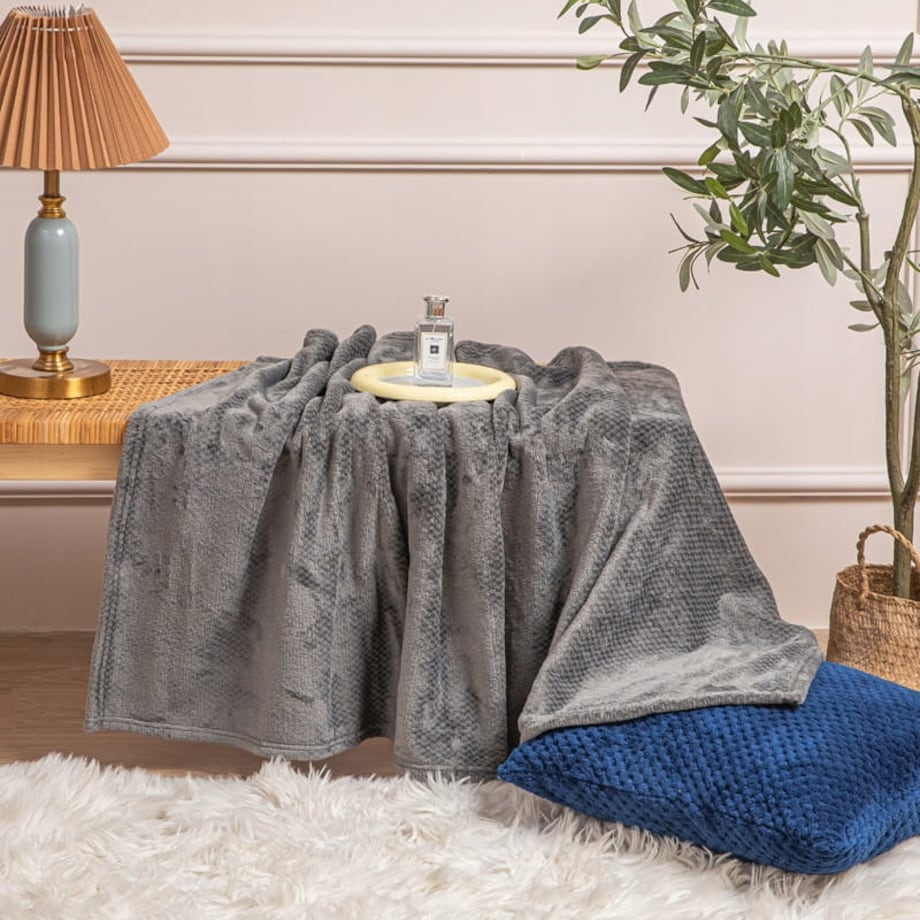 Miękki Koc Narzuta Pled na Łóżko 70 x 150 cm mikrofibra milutki Grafit Willy