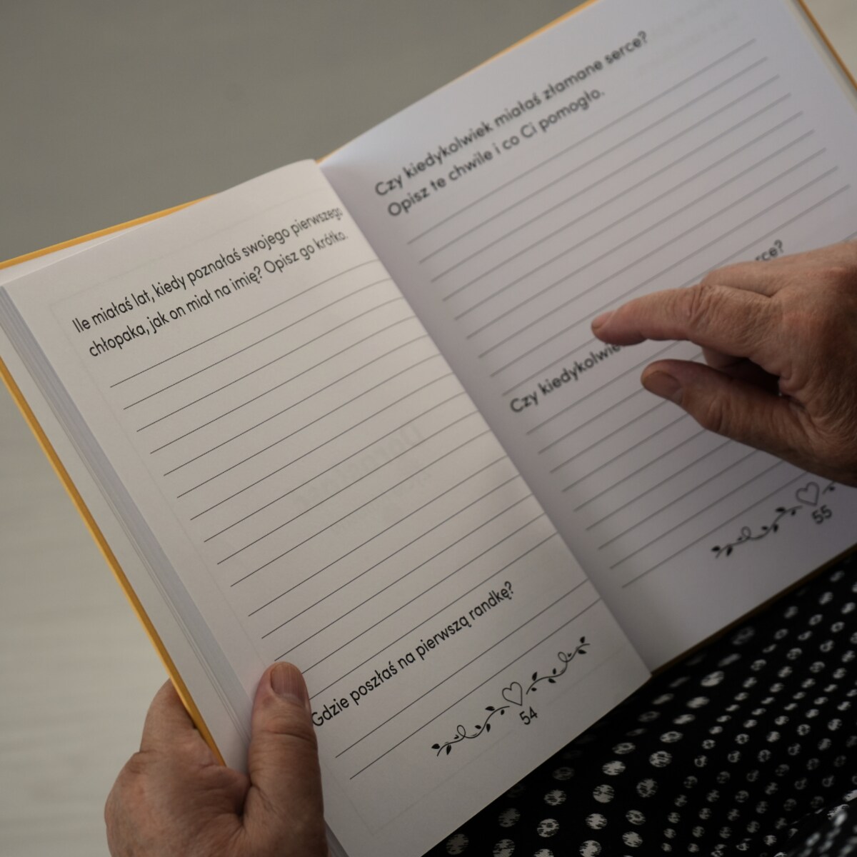 BABCIU chcę poznać Twoją historię - Książka na Pokolenia