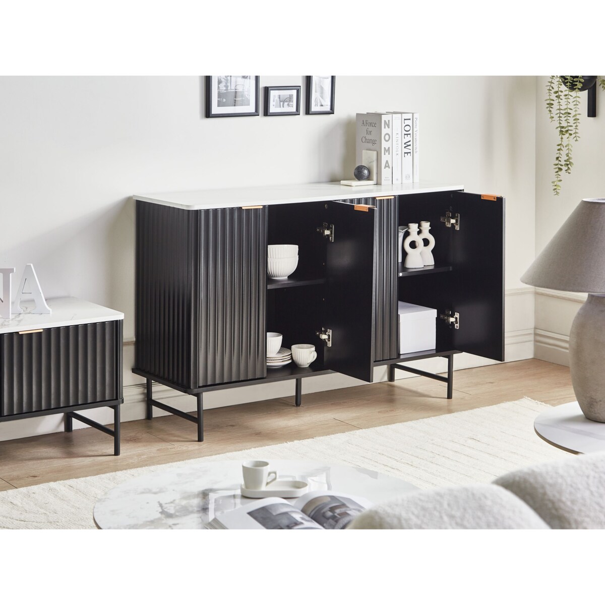 Komoda czterodrzwiowa GLASTONBURY 80 cm Efekt marmuru Biały marmur