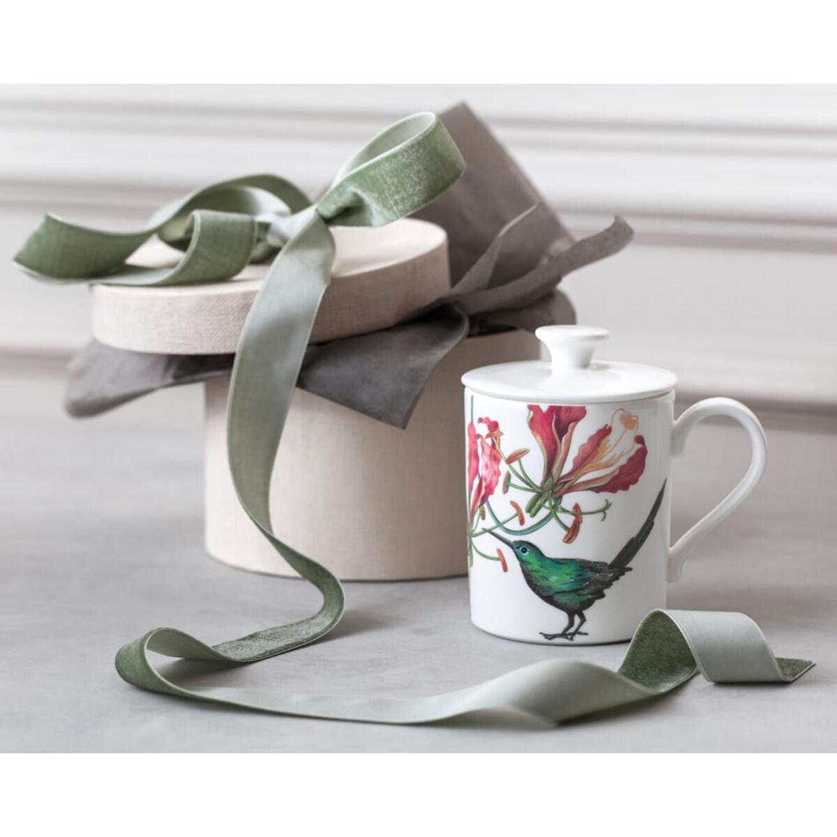 Kubek do kawy + pokrywka Avarua Gifts, 300 ml, Villeroy & Boch