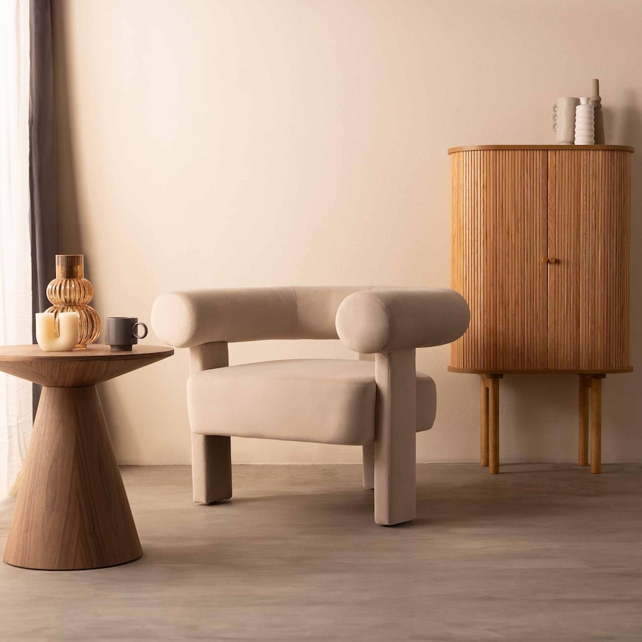 Fotel wypoczynkowy jasnobeżowy welur