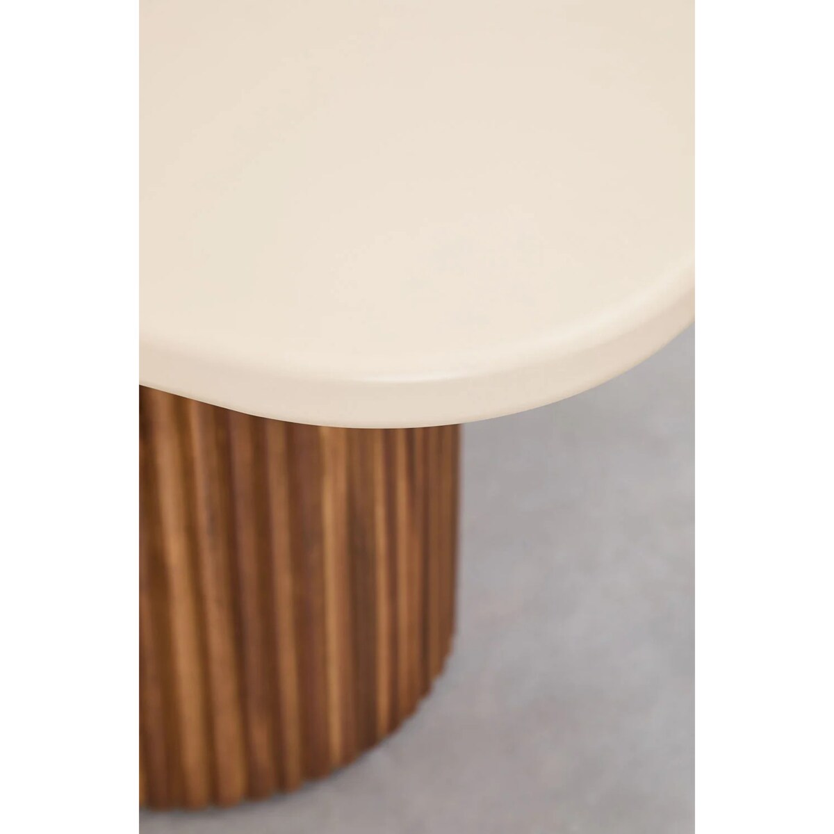 Stół jadalniany z cementu i drewna akacjowego Sirvon 110x230 cm