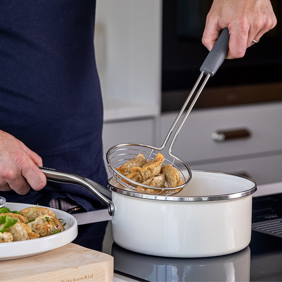 KitchenAid chiński cedzak CORELINE Charcoal Grey