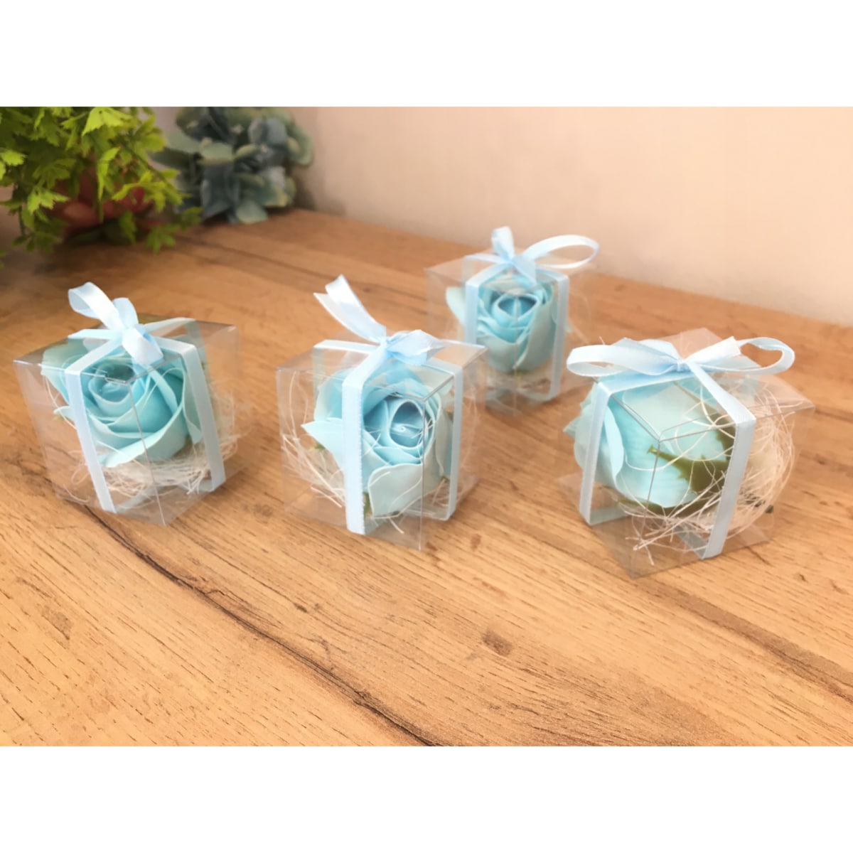 MYDLANA PACHNĄCA RÓŻA dla gości prezent pudełeczko