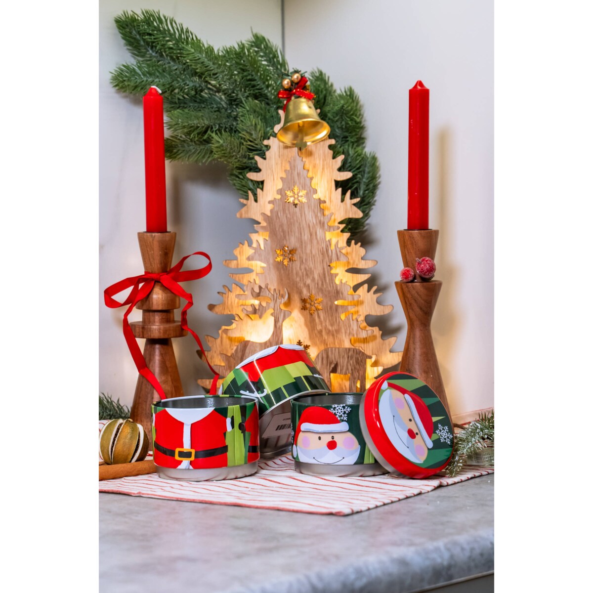 Drewniany świecznik, akacja, 22 cm