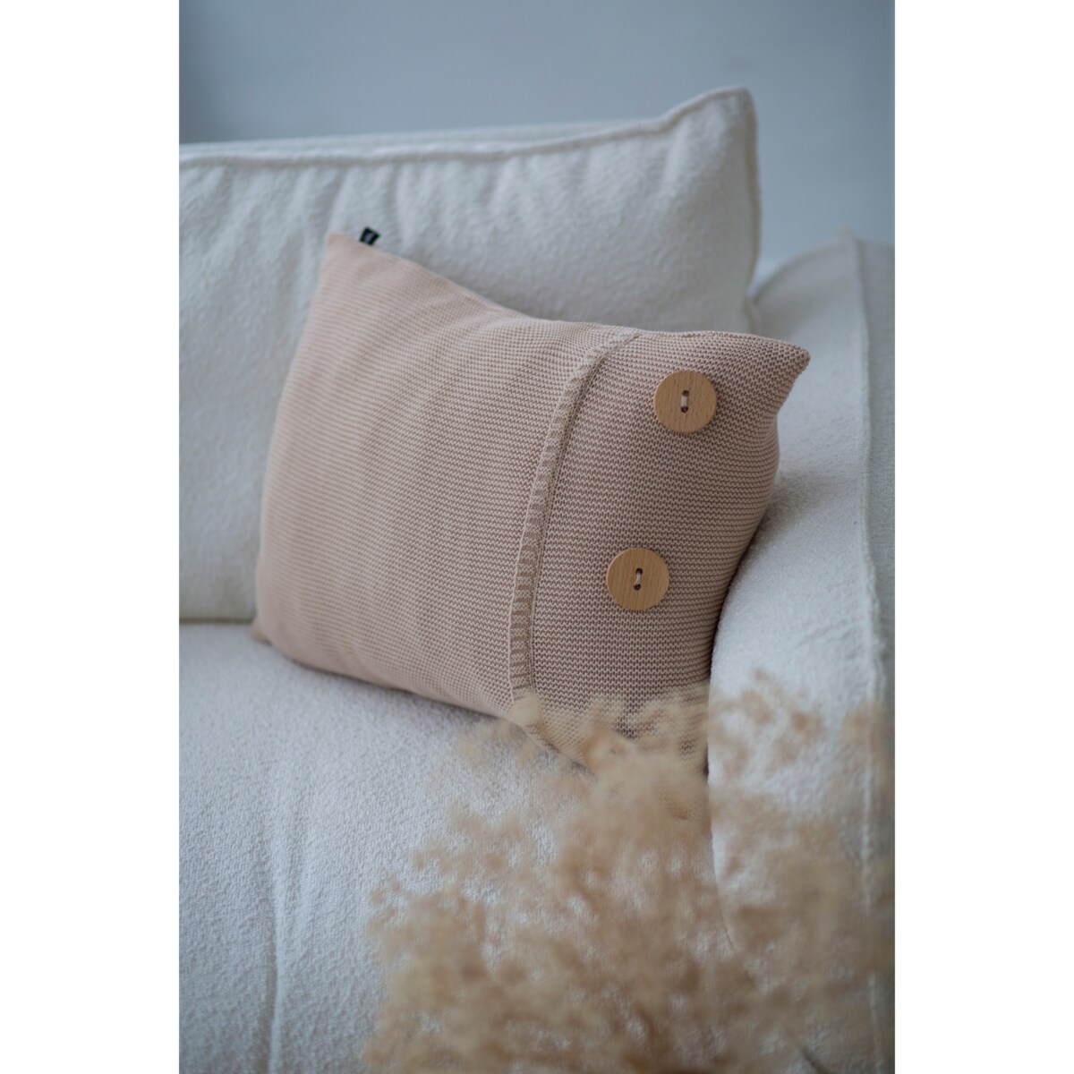 Poszewka klasyczna z guzikami beżowa, 40 x 60 cm, La Manta