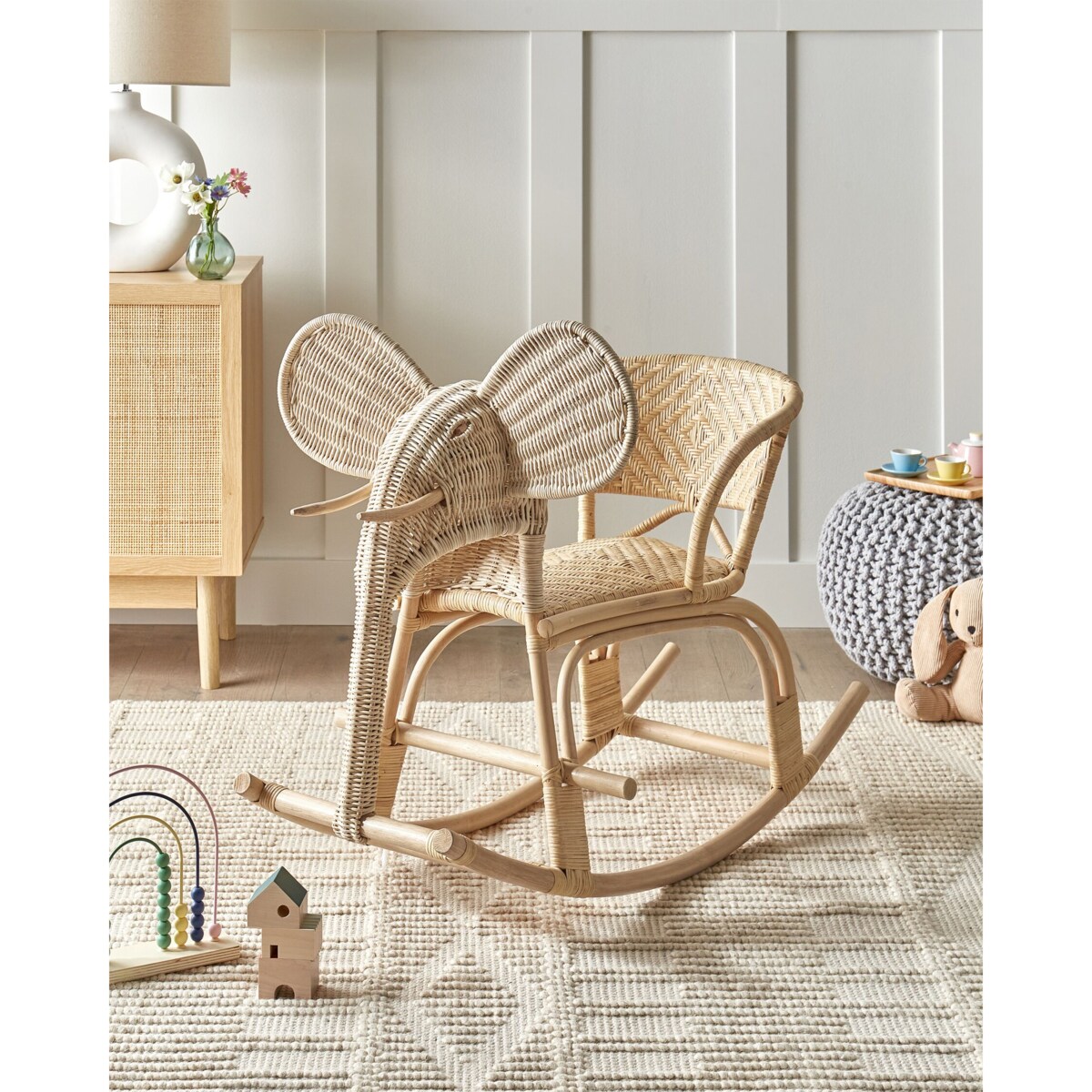 Rattanowy bujak na biegunach słoń naturalny AMPOLLINO